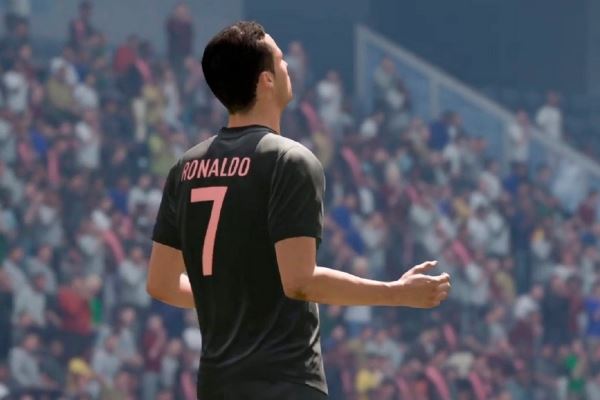 Роналду стал 12-м игроком в FIFA 20